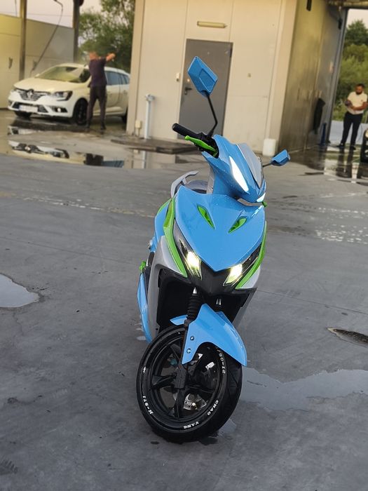 Vând scuter electric fara permis
