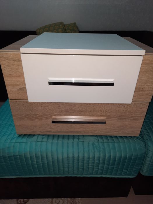 Тумба   две штуки
