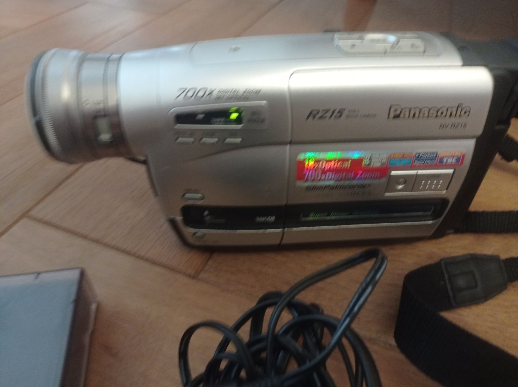 Видеокамера Panasonic NV-RZ15