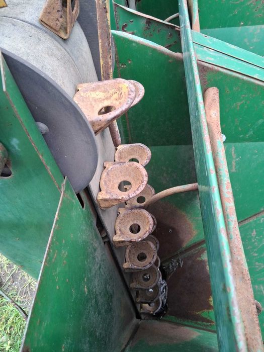 Semănătoare plantat cartofi