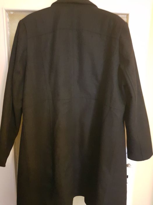 НОВО МАКСИ дамско палто