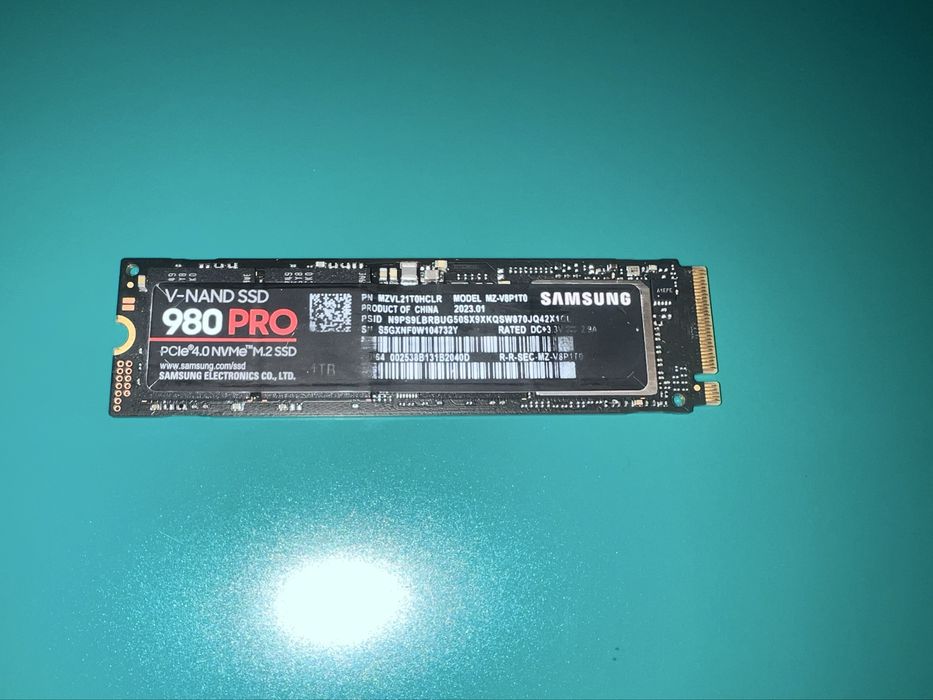 Samsung 980 PRO 1 TB PCIExpress 4.0 NVMe 1.3