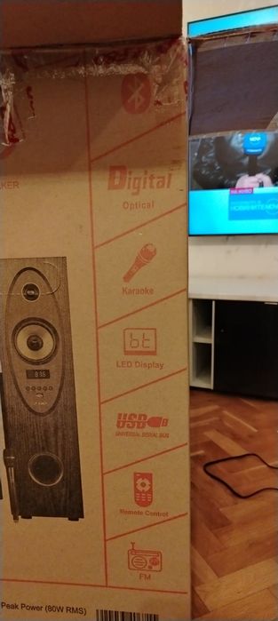 Продавам Тонколони  F&D  T35X