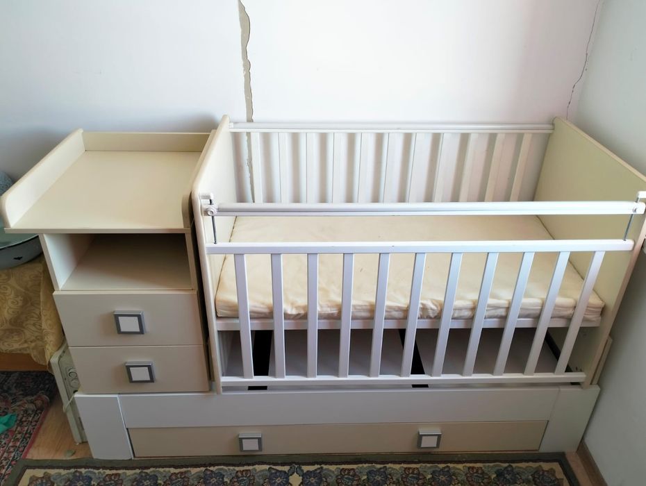 Продам манежку в хорошем состоянии