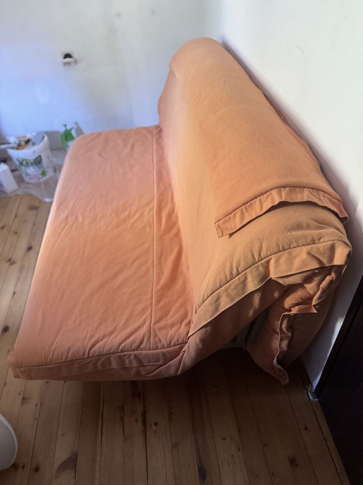 Разтегстелен диван Ikea