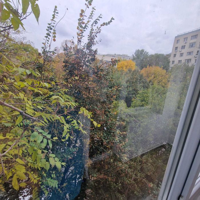 Inchiriez apartament 3 camere