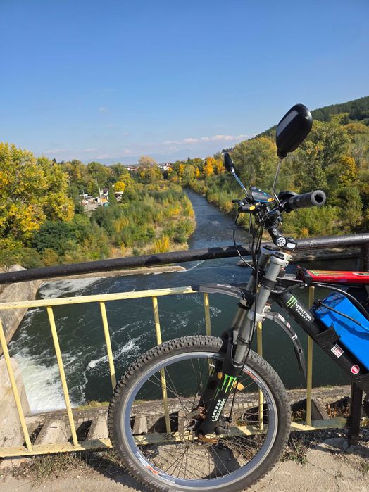 Продавам електрически велосипед 500 vata  36 v 30 ah батерия