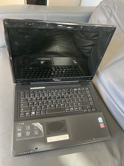 Laptop fujitsu siemens Amilo pi2540.