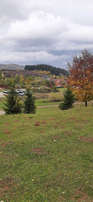 Vând teren intravilan 2500mp