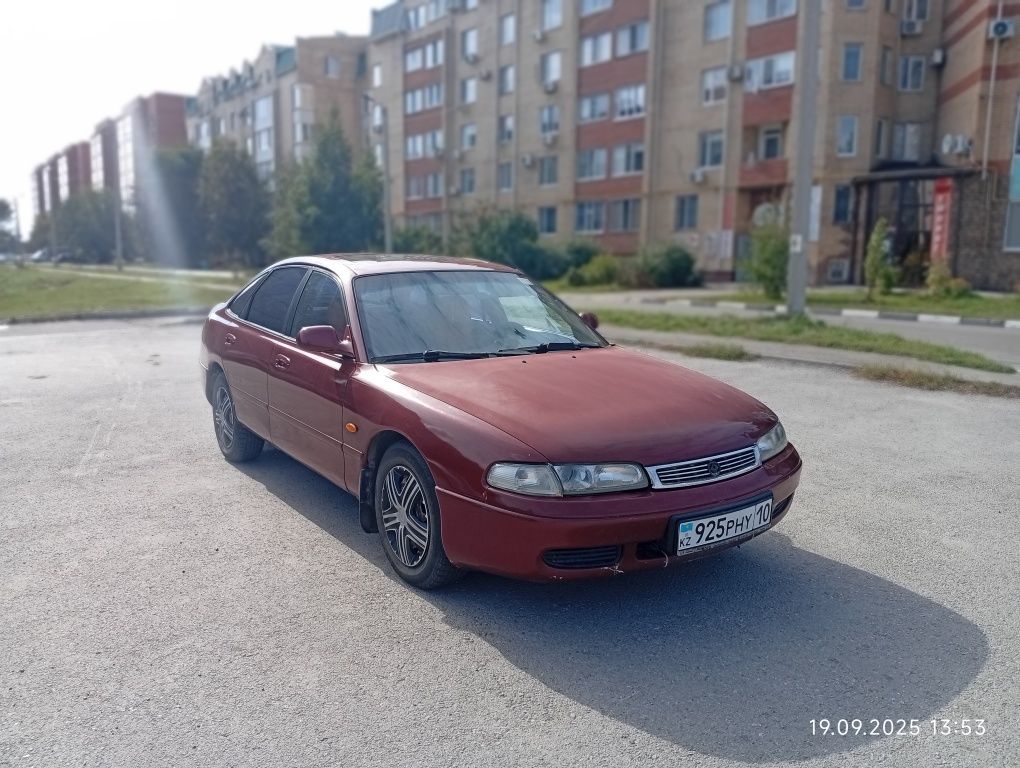 Продам Мазду Кронос в хорошем состоянии