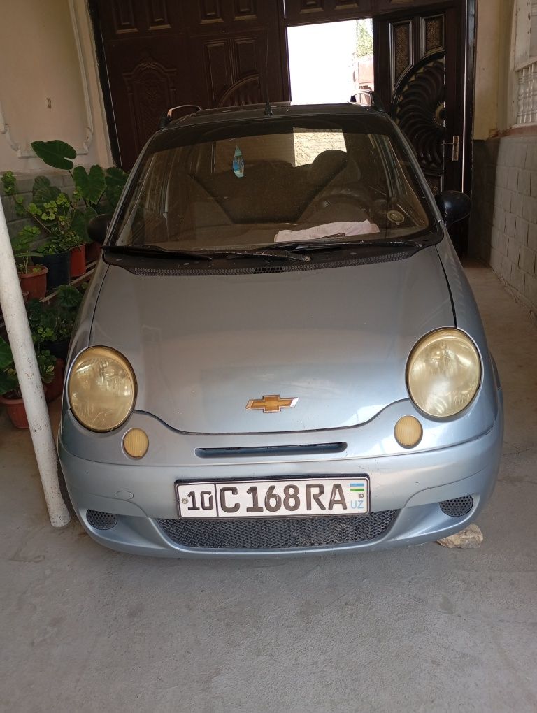 Matiz sotiladi 2006 gazi bor matori xadavoy balonlari yengi