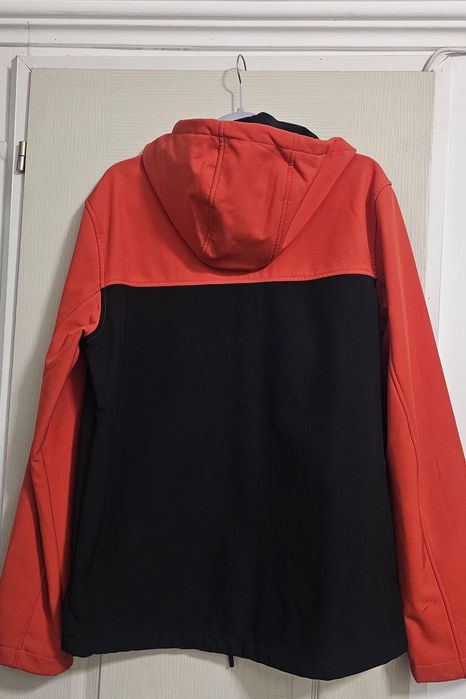 Geaca vânt 4F rosu cu negru