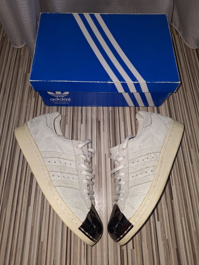 Adidași piele Adidas Superstar mărime 38 (uk5)