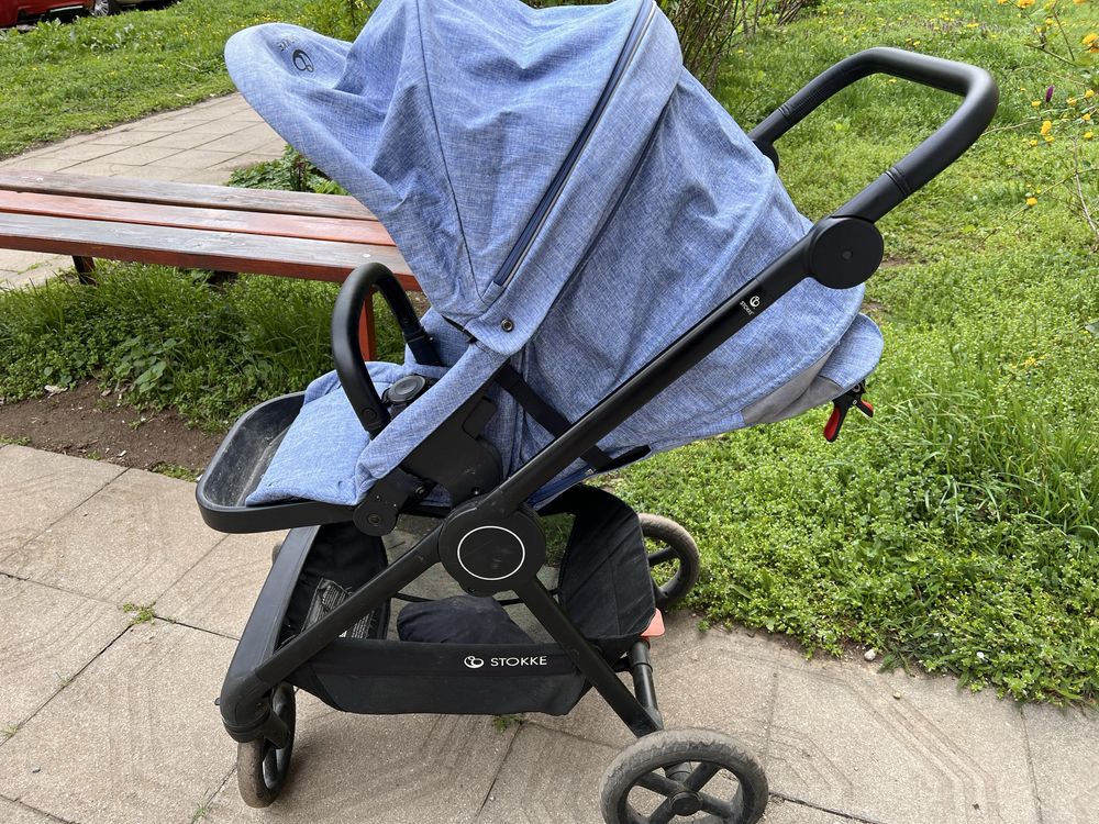 Stokke Beat количка с дъждобран и чанта