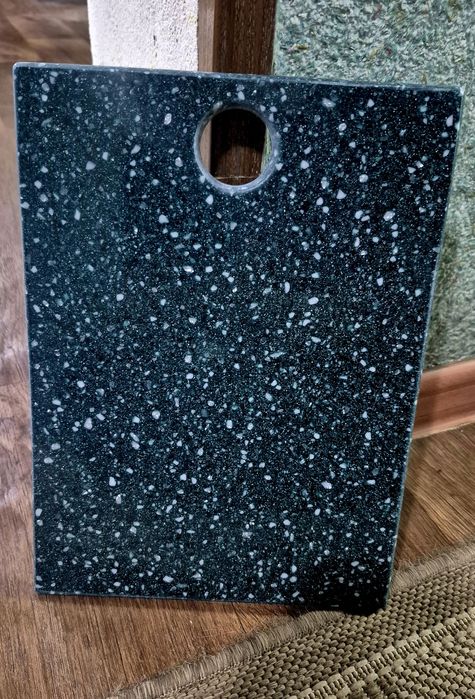 Продам разделочную доску