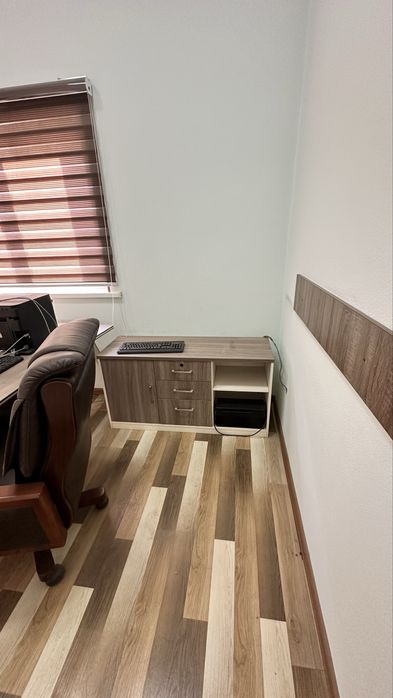 Ofisniy mebel sotiladi. Xitoydan kegan xolati ideal