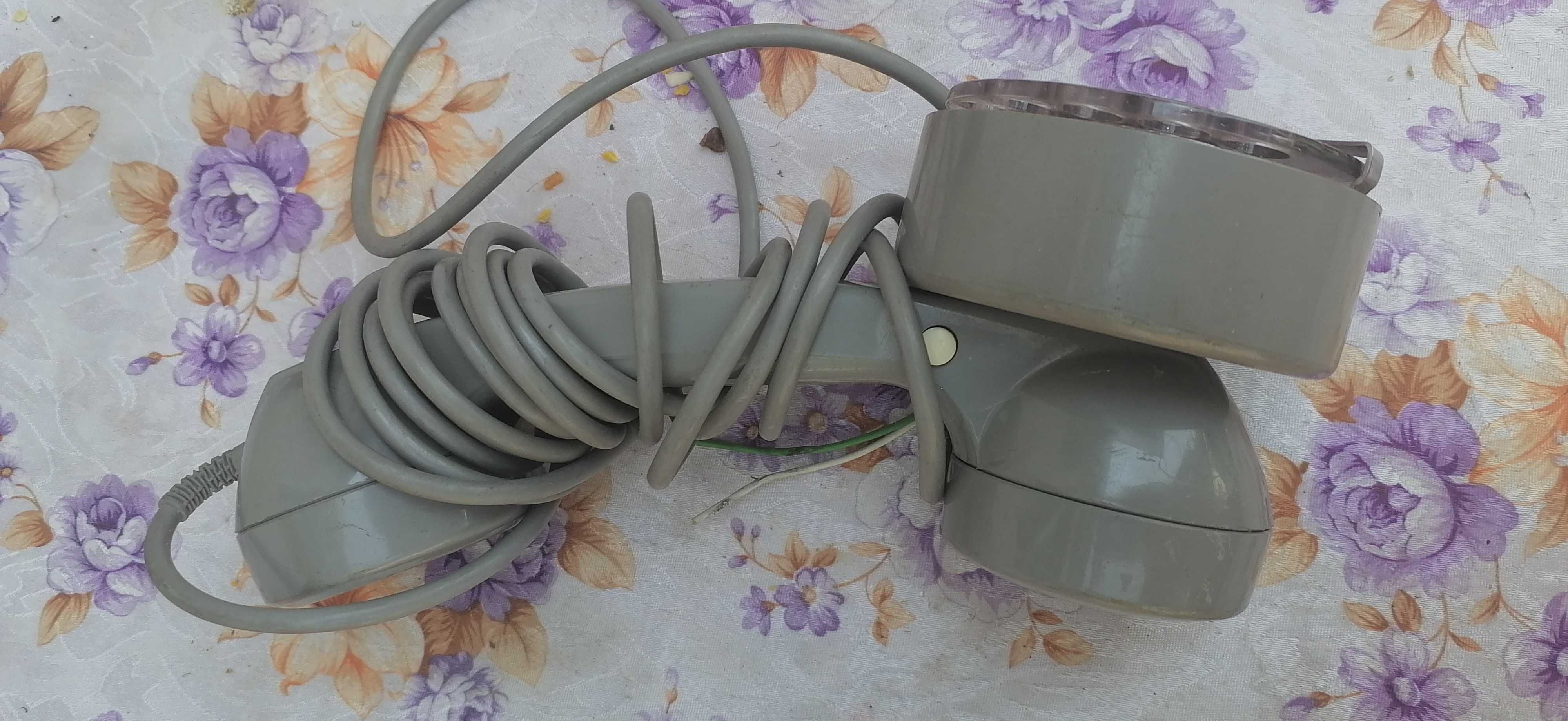 receptor telefon  din  vechi  pret  80  lei