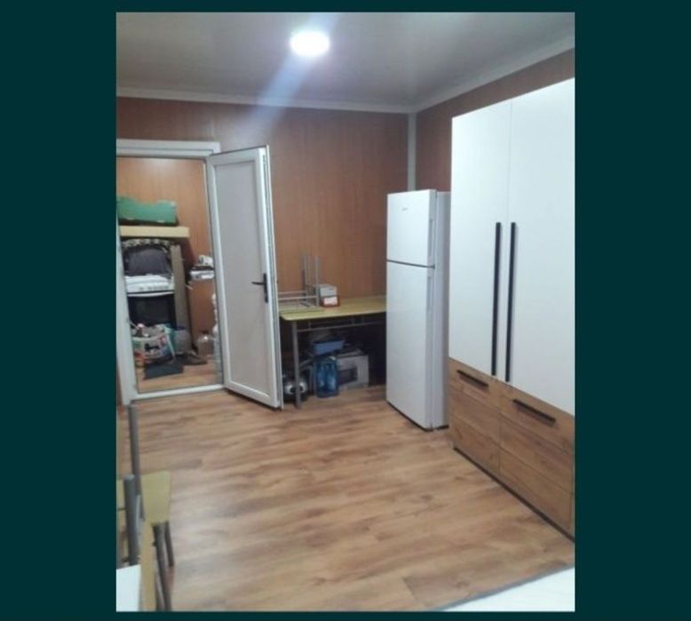 2 Garsoniere la curte,teren 332mp,utilitati,asfalt,parcare.pret75000€.
