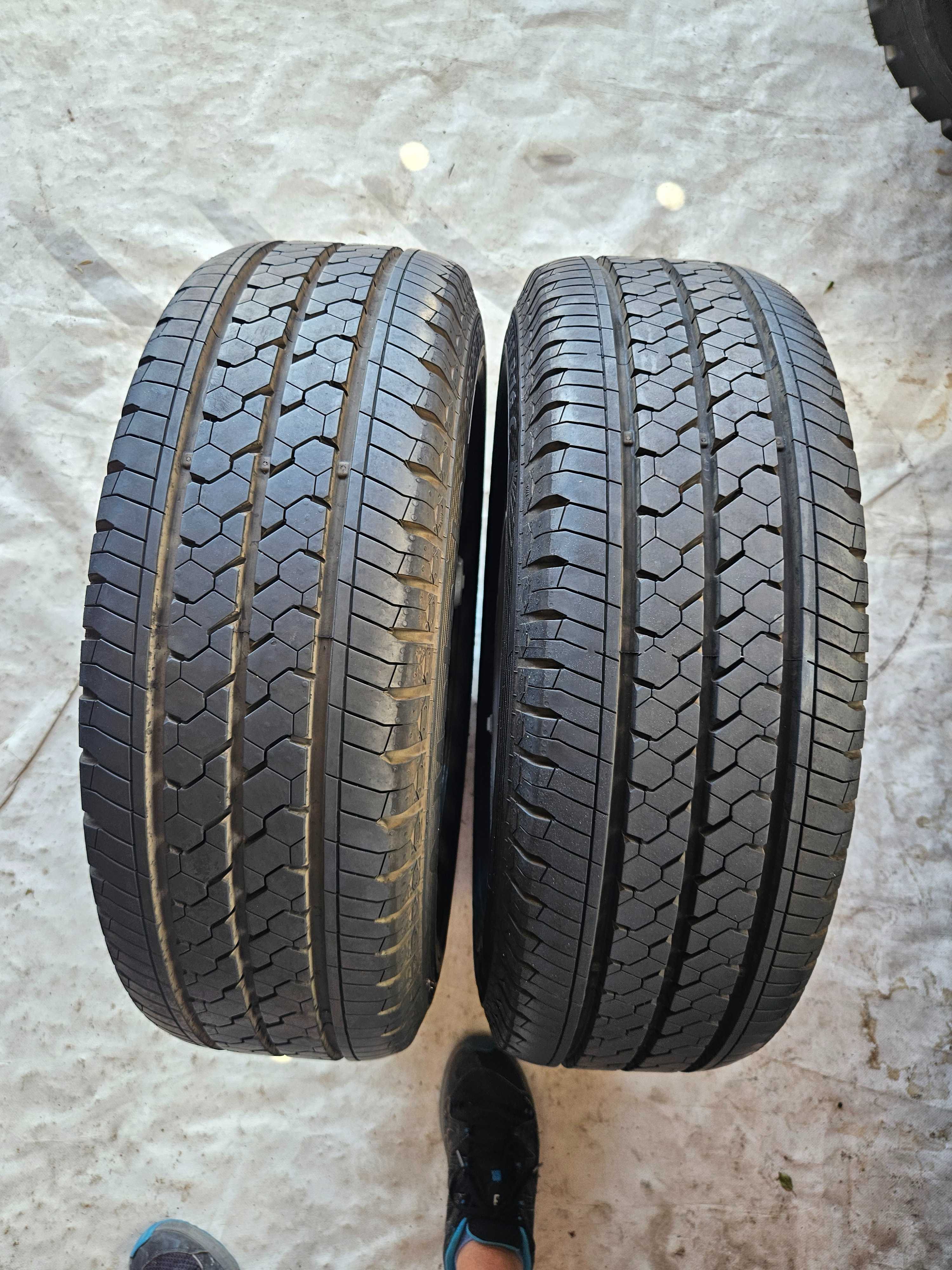 2 бусови джанти 16 цола с 5 отвора с летни гуми 215/65R16C Matador Van