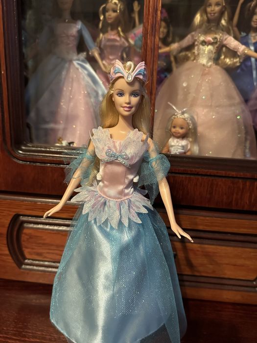 Papusa Barbie Odette Lacul Lebedelor