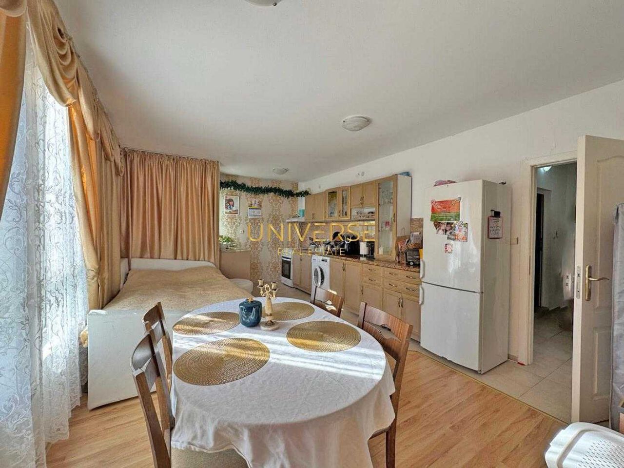 Продава се Двустаен апартамент в к.к. Слънчев бряг - 60 кв.м за 1100 €/кв.м - Снимка #3