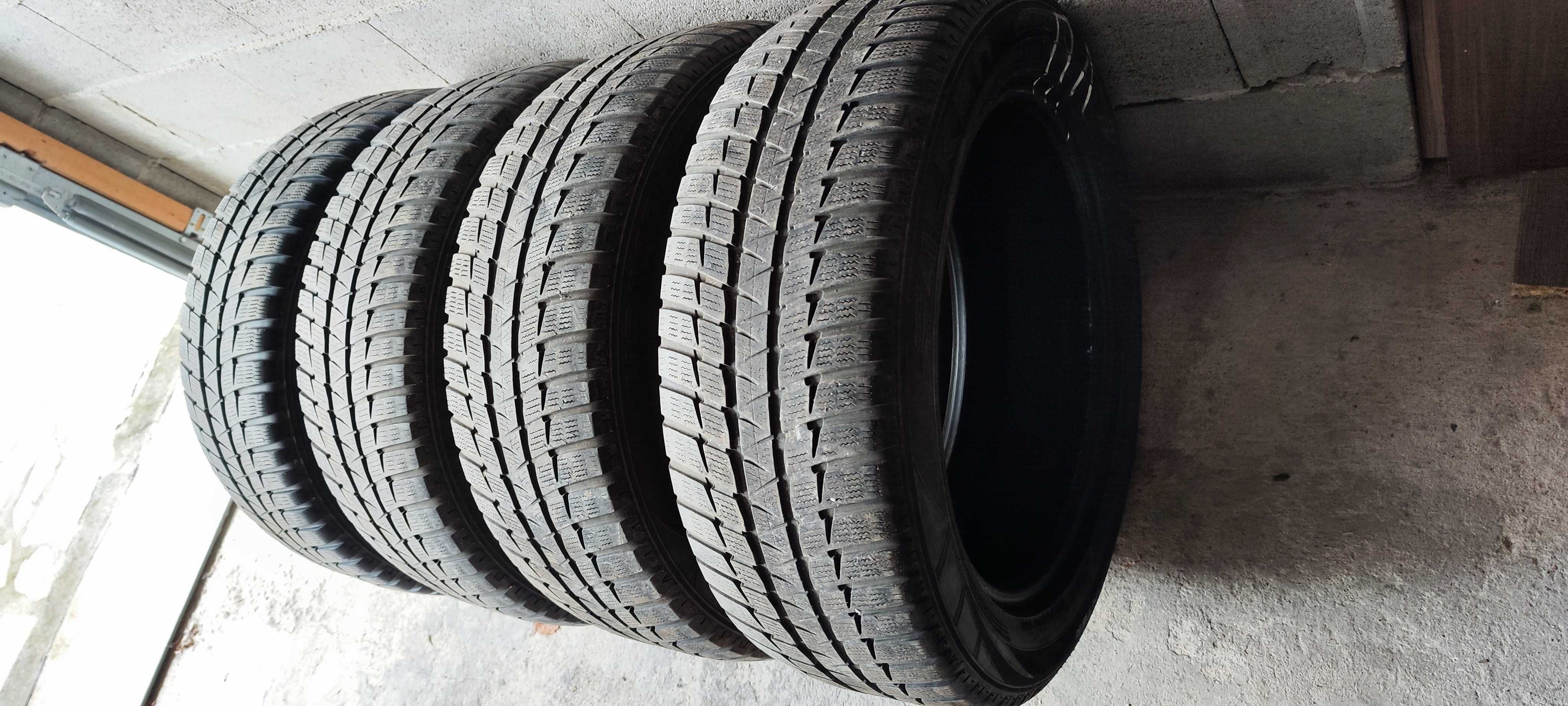 Продавам зимни гуми -FALKEN 225/55 R18 98V