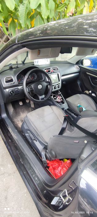 Vând Volkswagen EOS