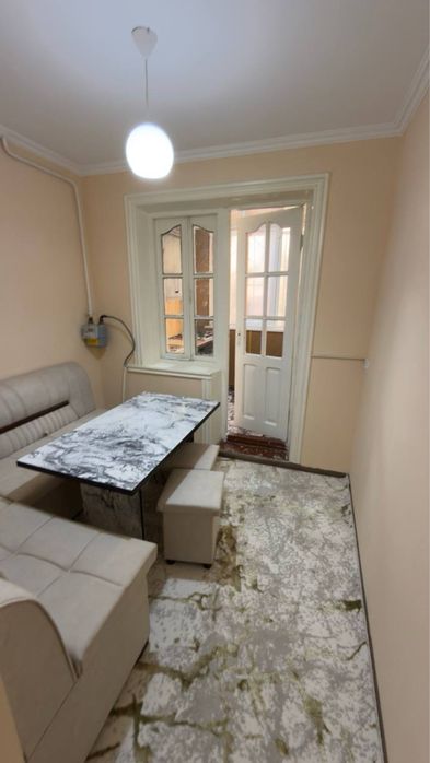 2 хонали 1-қаватда панельный дом сотилади ор: Университет.