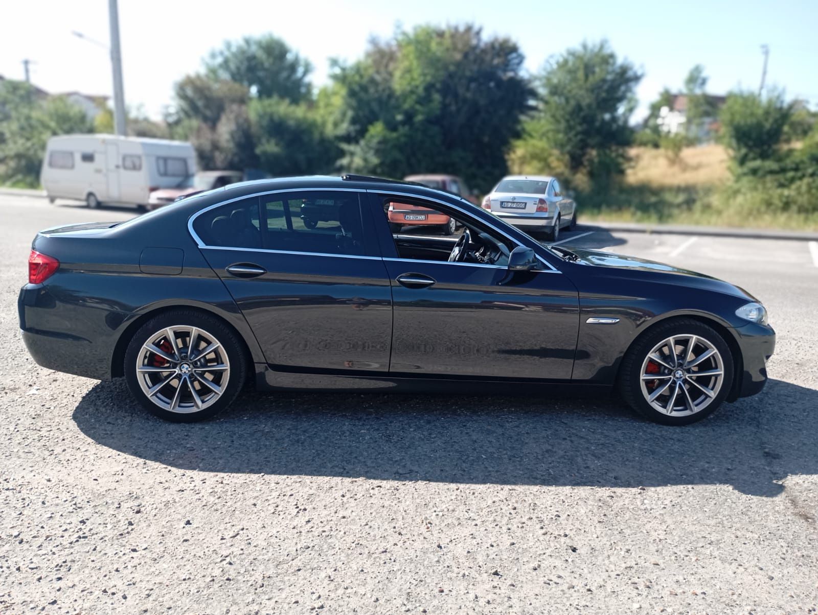 Vând BMW seria5,anul 2012