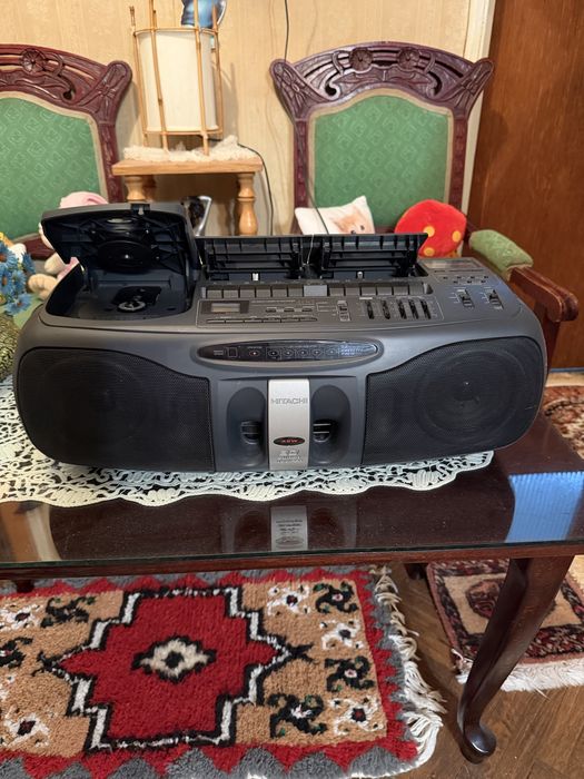 Cas Panasonic RX-ED77 ,cas hitachi cu CD. Dublu cas cu autoreverse