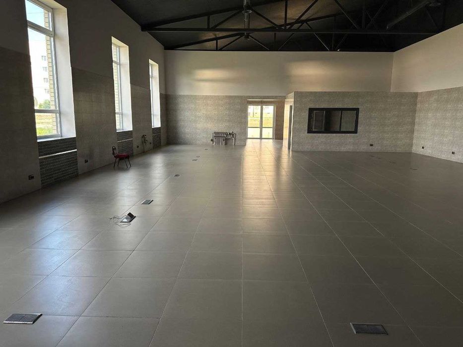 Отдельно-стоящее здание