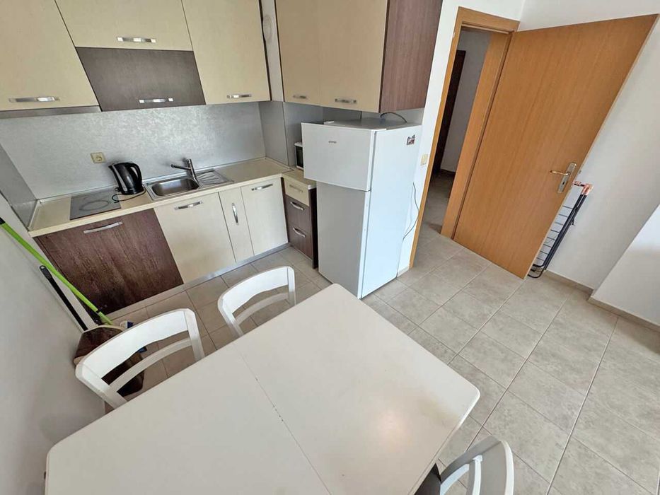 Продава се Двустаен апартамент в к.к. Слънчев бряг - 66 кв.м за 1114 €/кв.м - Снимка #3