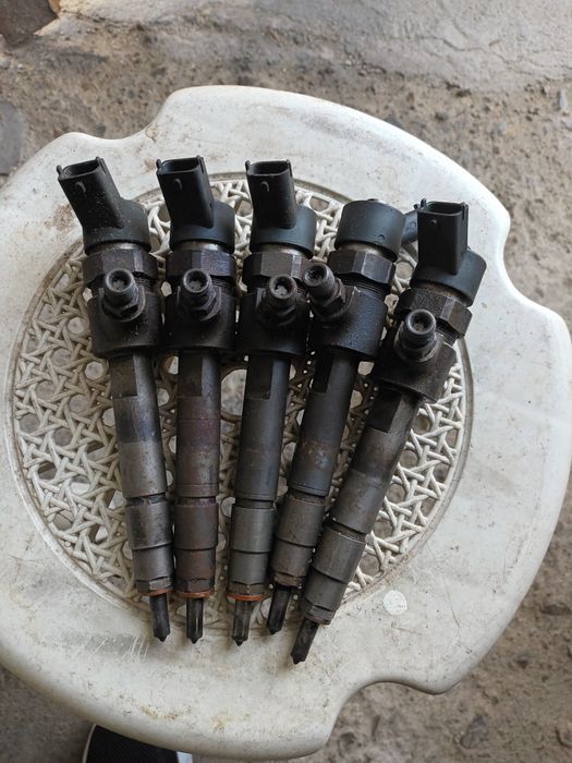 Дюзи за Алфа Ромео 166 2,4 jtd