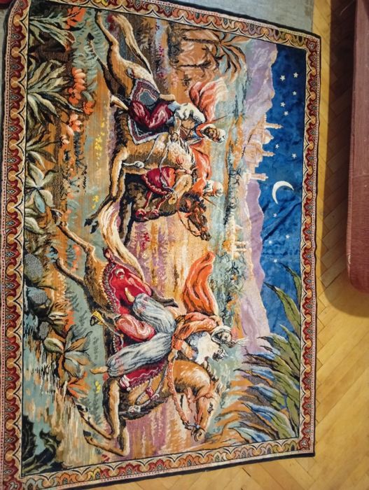 Carpete vechi   168/116 cm.