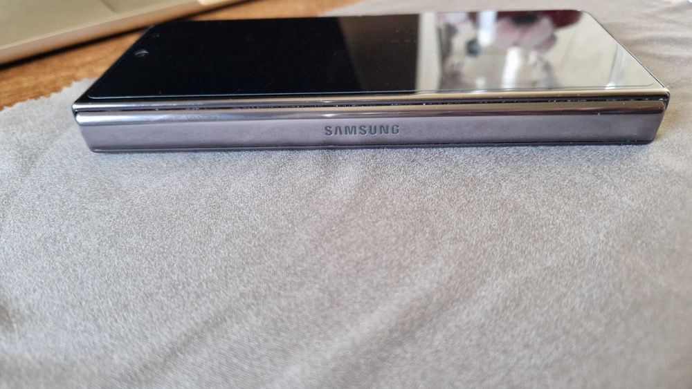 Samsung Galaxy Z Fold 4