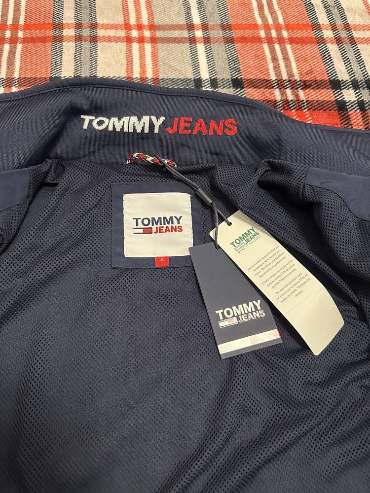 Geaca Tommy Hilfiger