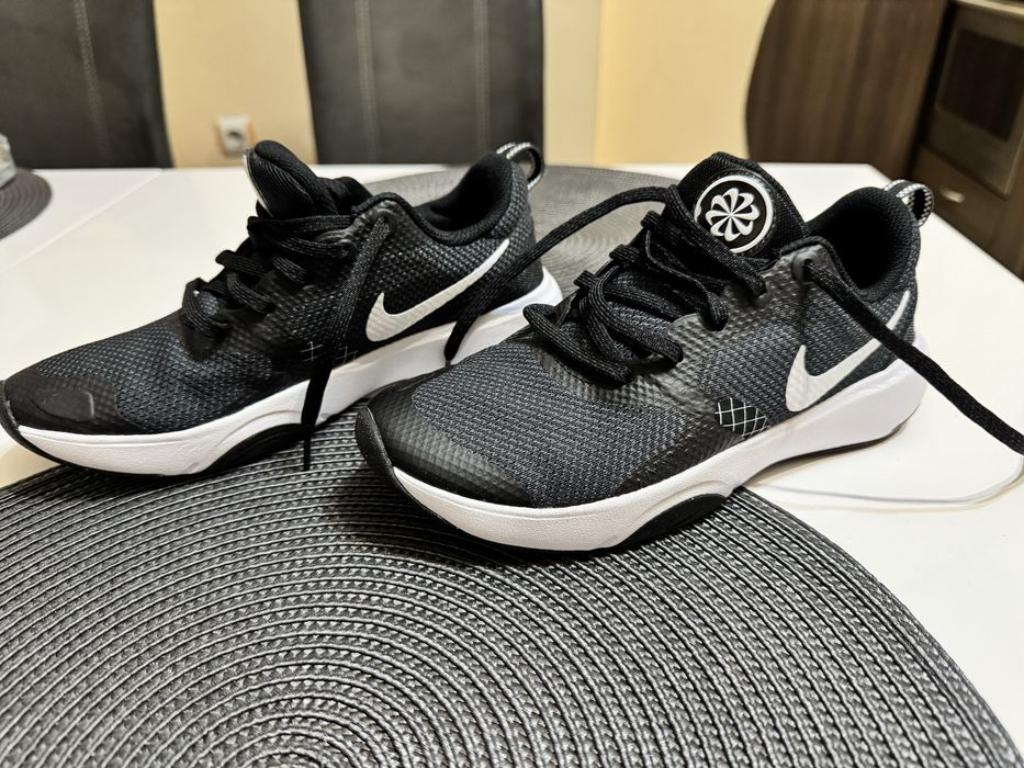 Маратонки Nike Размер 36.5 Летни