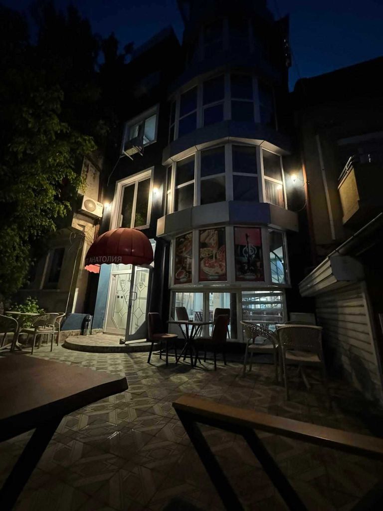 Продава се Хотел в Харманли - 450 кв.м за 556 €/кв.м - Снимка #16