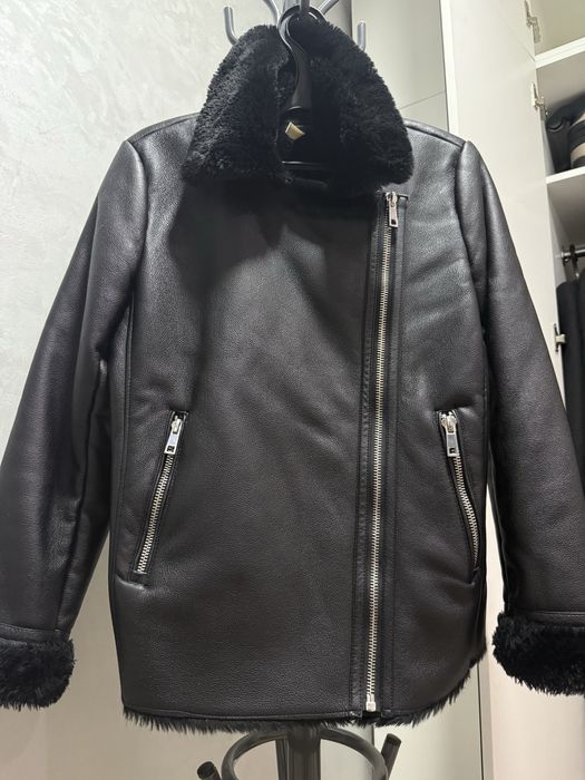 Продам женскую модную дубленку