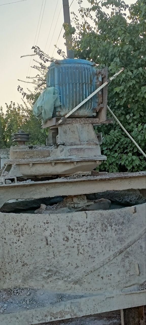 Станок сотилади шлакаблок