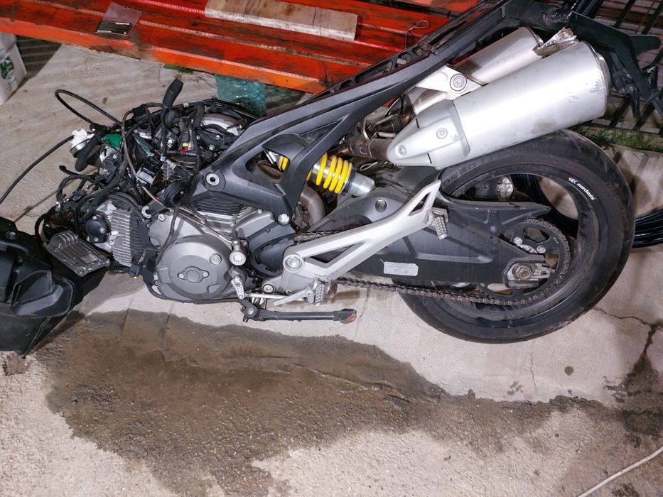 Dezmembrez ducati monster 696 sau 700 motor functional cadru janta cdi