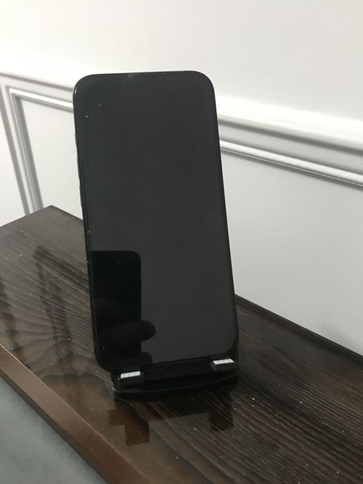 Iphone 16e новый