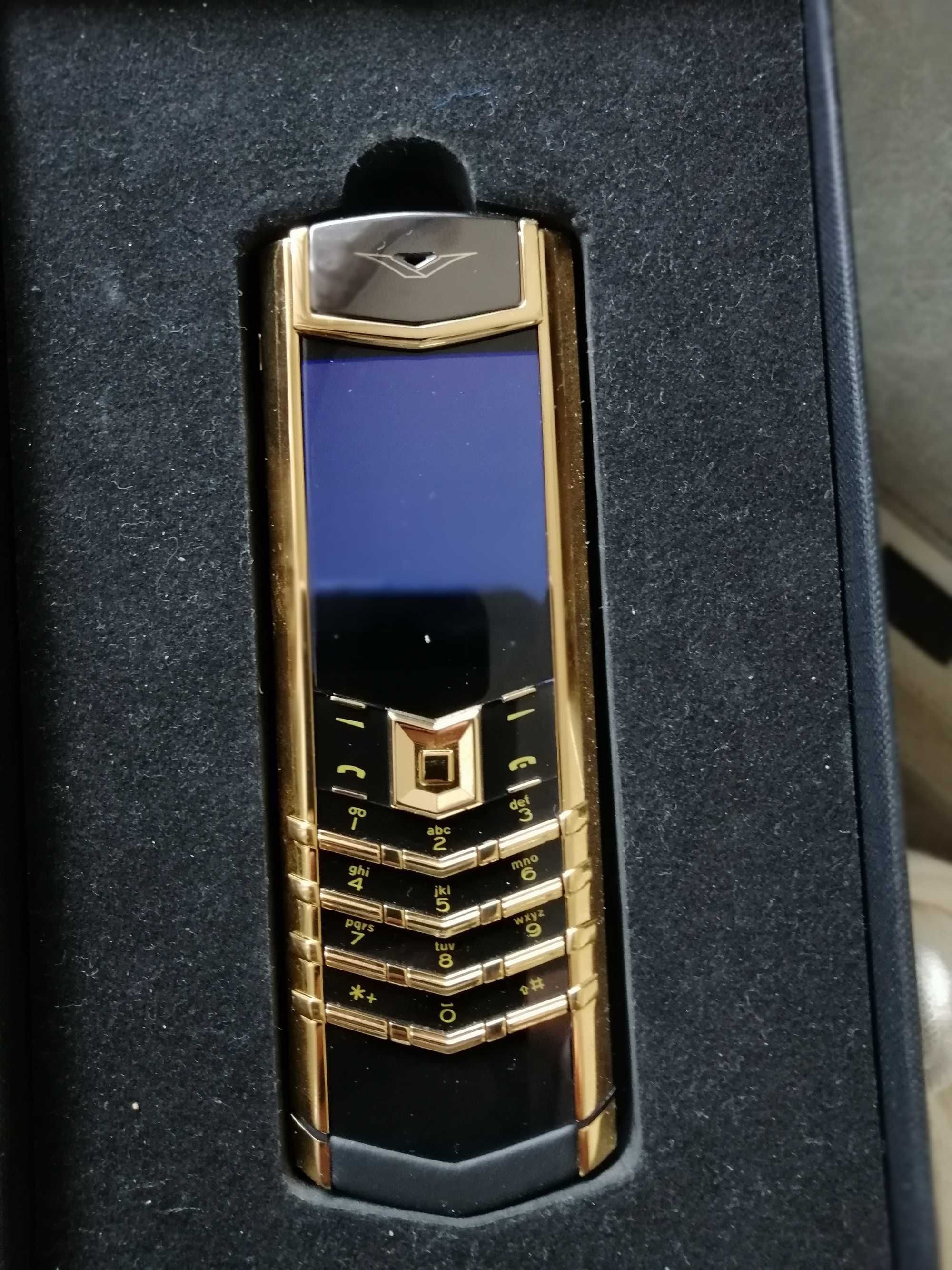 Vertu Signatur Верту