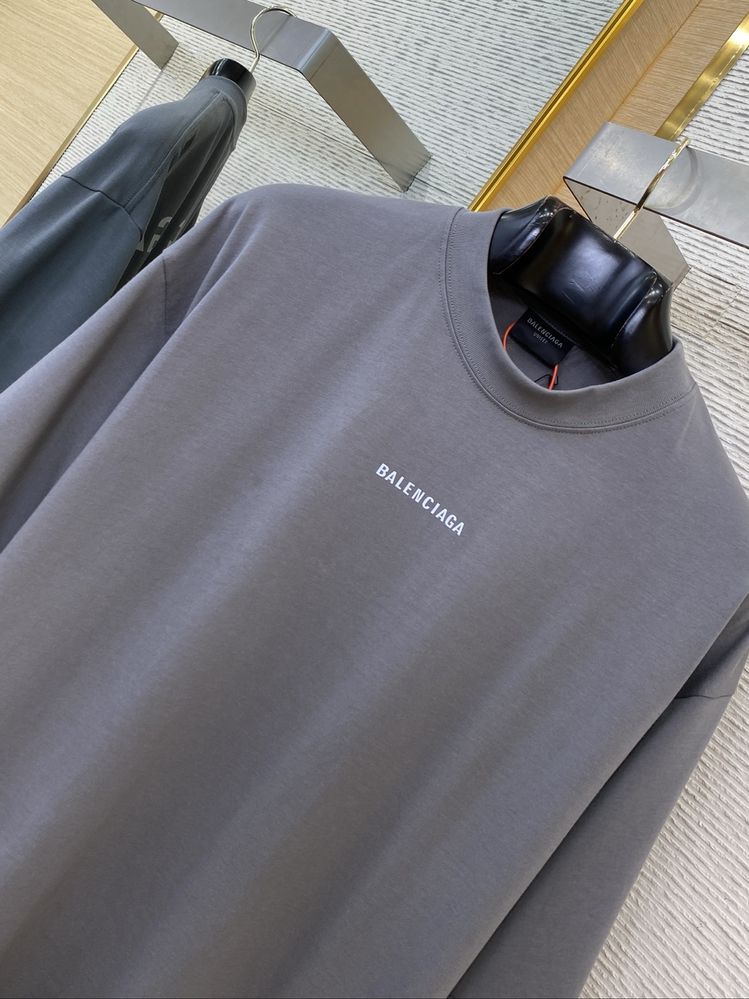 Tricou Balenciaga Calitate Premium