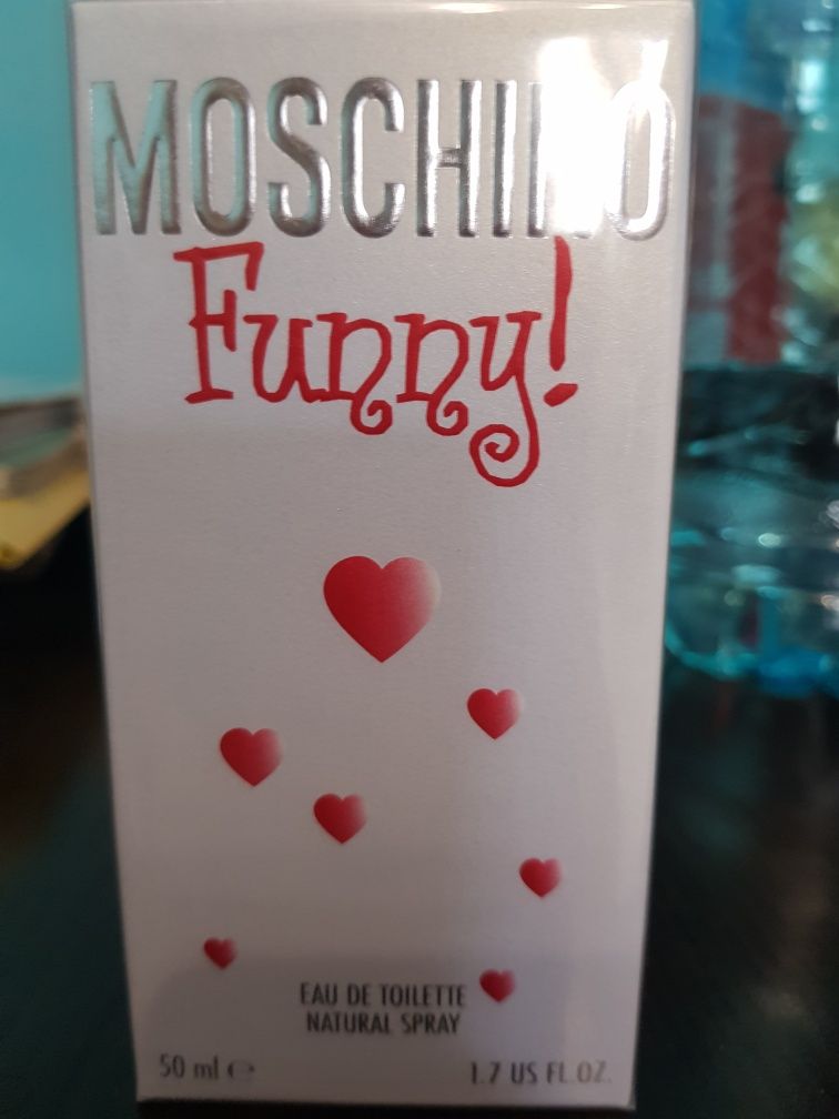 Moschino Funny  apa de toaleta