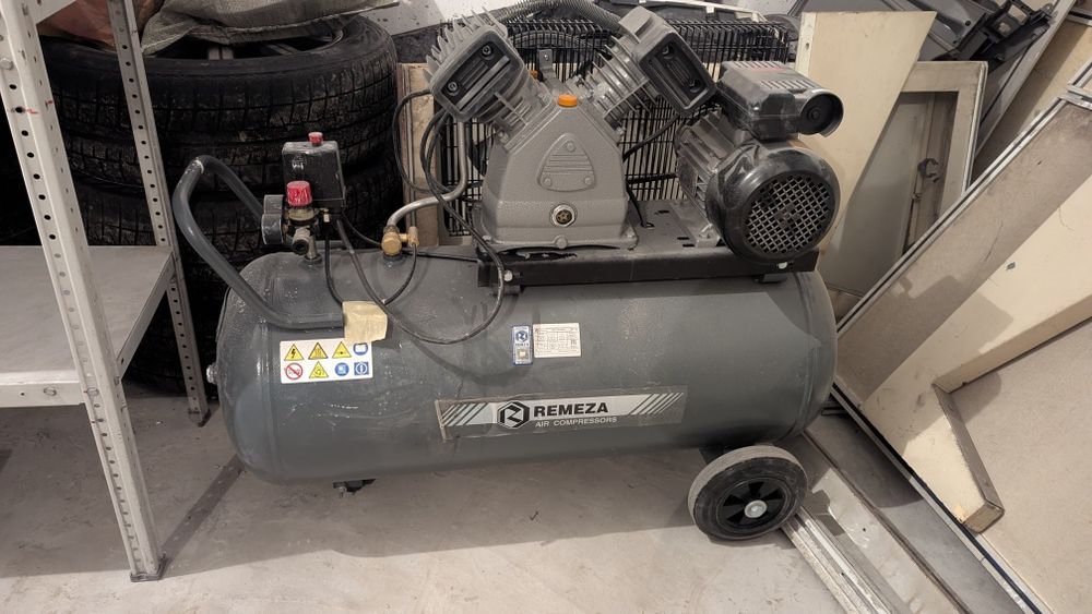 Компрессор поршневой Remeza СБ/С-100.LB30 / 420л/мин. / 220 В.