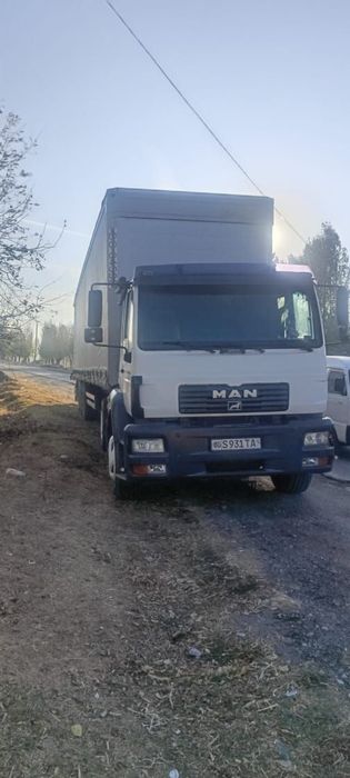 Ishlab turgan man sila sotiladi