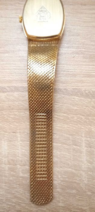 Луксозни часовници