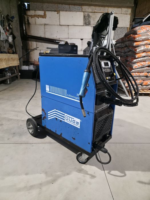 Телоподаващо gude 190 ампер 220v.