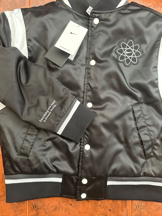 Тинейджърско колежанско  яке Nike THERMA- FIT